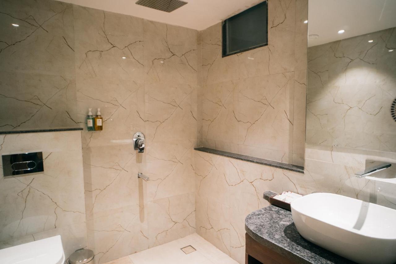 Playotel Premier Vijay Nagar อินดอร์ ภายนอก รูปภาพ